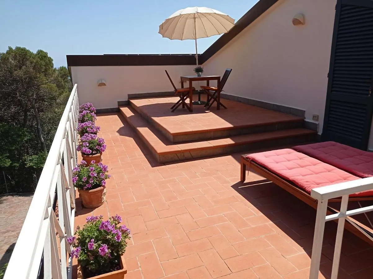 Holiday home Tra Mare E Bosco Nella Splendida Quercianella Villa Italy