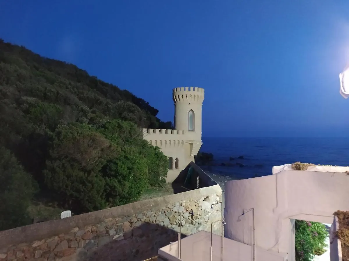 Villa Tra mare e bosco nella splendida Quercianella Casa vacanze