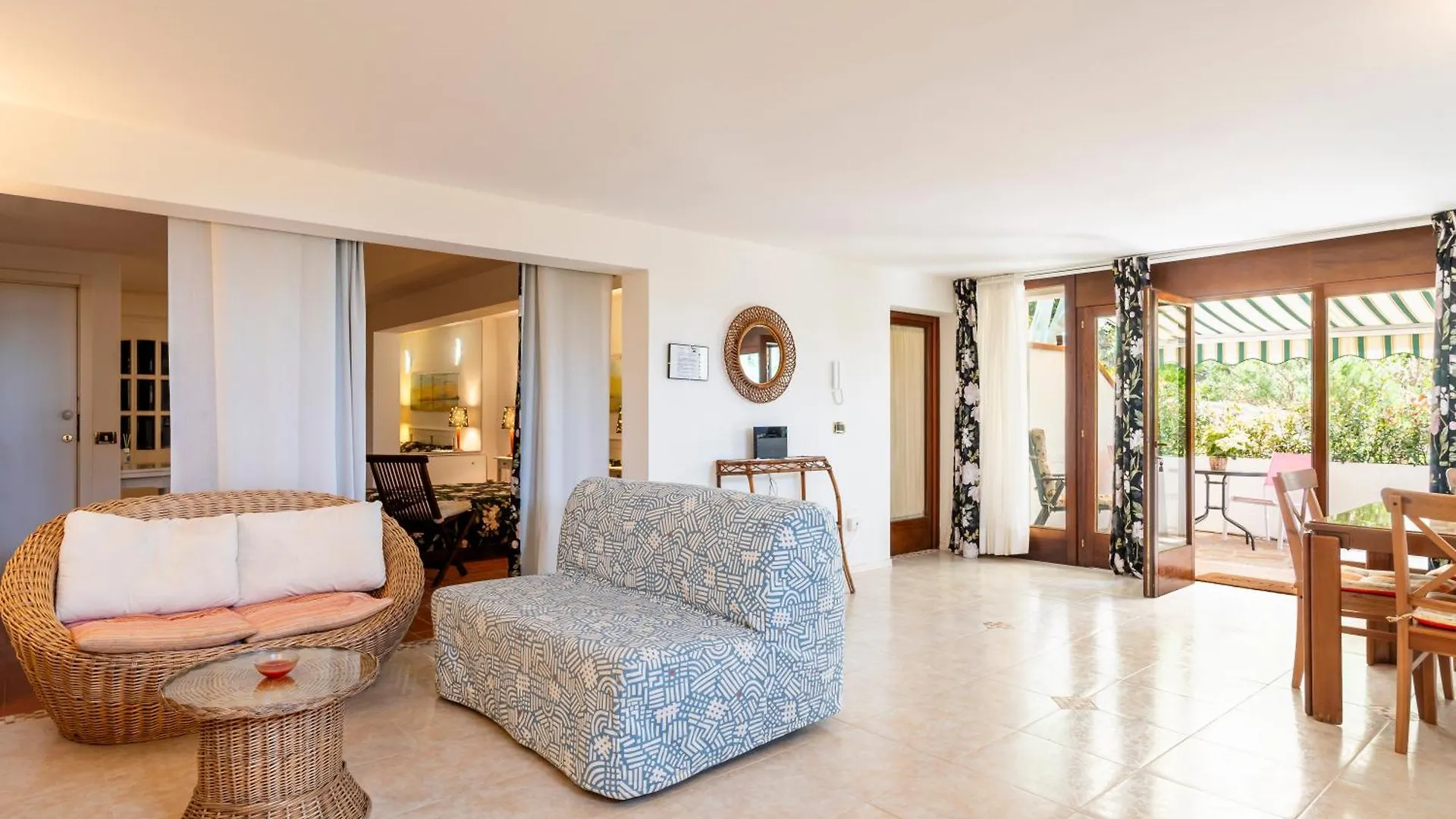 Casa vacanze Villa Tra mare e bosco nella splendida Quercianella Italia